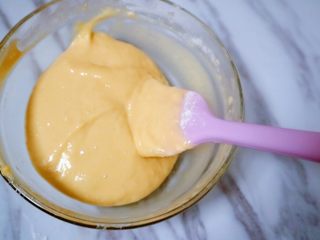 9、宝宝蛋卷（无黄油版）,均匀后的面糊