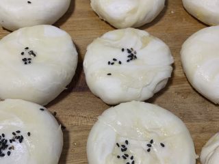 15、南瓜酥饼,刷水