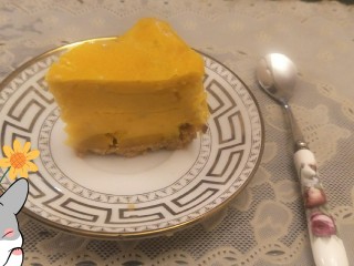 28、不一样的红薯芝士蛋糕????—绝赞美味！,挖一块尝尝热乎的时候吃。像吃奶油红薯泥一样湿乎乎的。怎么能那么好吃。????像最细腻的豆沙一样绵密。点个赞。❤????????????