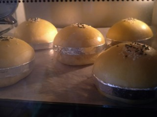 34、布里欧修汉堡面包????,第二盘继续烤一样烤12-18分钟观察上色程度