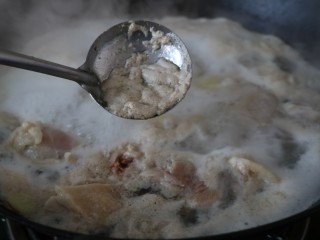 8、吃鸡≈大排档炒鸡≈,撇去浮末