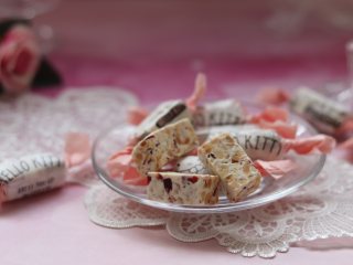 16、奶香浓郁牛轧糖（熬糖版），越嚼越香,特别香