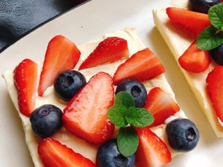 13、水果三明治,酸甜可口！