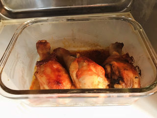 13、新奥尔良烤鸡腿,10分钟后,香气四溢,出炉!