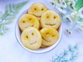 17、超可爱的笑脸土豆饼,成品。