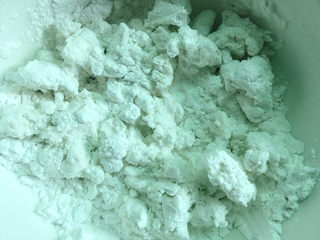 5、红糖糍粑,再加入少许清水