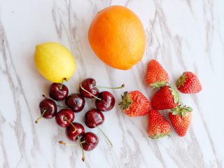 1、水果茶,准备食材