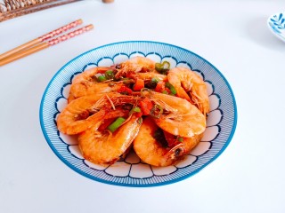 13、红烧虾,对虾经过红烧以后，滋味更加赞哦！