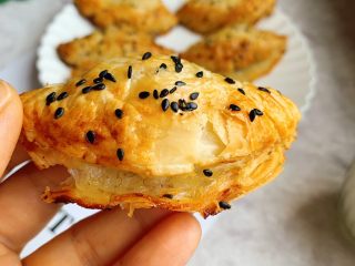 13、香蕉酥,酥得掉渣渣