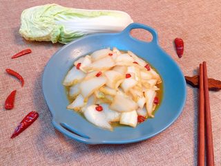 16、醋溜白菜,成品图。