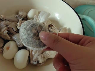 5、家常卤豆干,加一个卤鸡肉的香料包