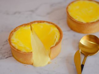 16、外酥里嫩的~爆浆芝士塔,切开后流心哦～