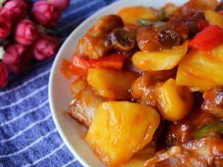 14、甜酸菠萝排骨,酸酸甜甜过一夏,这个夏天一起来酸甜一下吧