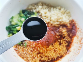 5、酸辣宽粉,2勺生抽，