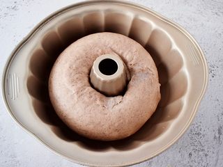 13、黑米面包,等再次发酵两部大时