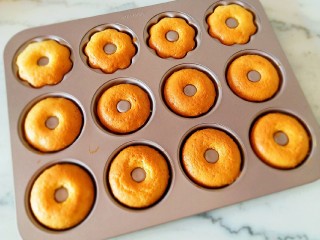 12、圈圈小蛋糕,出炉了 