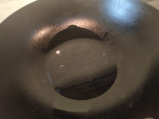 5、娃娃菜火腿炖豆腐,热锅热油