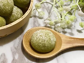 19、法式抹茶莎布雷酥球,成品。