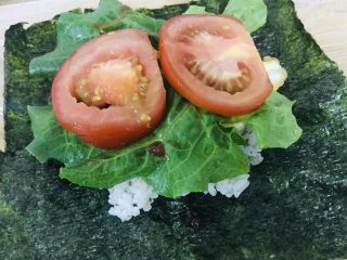 3、紫菜包饭,加生菜+????