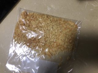 8、薯片鸡翅,压碎它