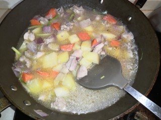 17、浓香咖喱鸡饭,没过食材