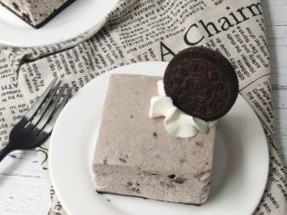 15、免烤快手的奥利奥芝士蛋糕,