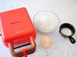 1、华夫饼,准备好材料