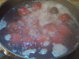 10、荔枝杨梅冷饮????,大火煮开