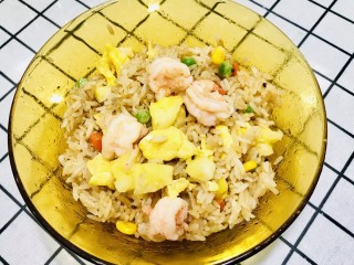 19、菠萝虾仁炒饭,再来一碗