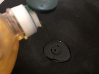 8、蛋黄南瓜,锅里下油