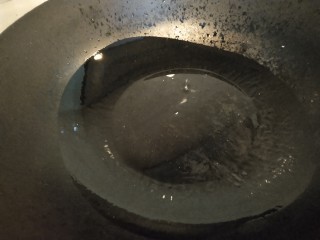 6、香辣美味的杏鲍菇肉炒饼,热锅热油