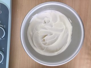 18、千层芒果蛋糕,一层奶油。