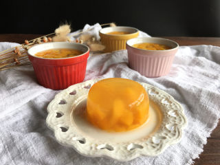 11、芒果水晶果冻,水果果冻晶莹剔透。