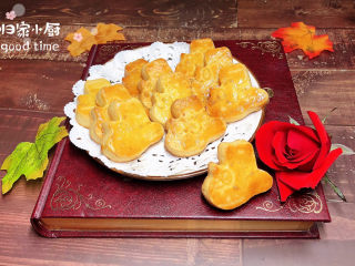 19、咸蛋黄饼干,酥到骨子里，非常有食欲哟！