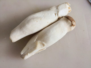 1、蚝油杏鲍菇,杏鲍菇清洗干净，