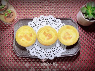 13、浓香蜜瓜蛋挞,一盘香浓的蜜瓜蛋挞就上桌了！