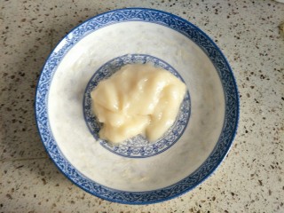 6、雪媚娘,我是直接戴一次性手套揉的,怕烫的可以稍微放凉下