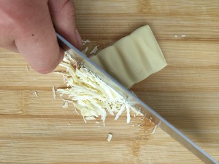 1、水果冰棍，每一口都吃得到果肉,白巧克力切碎