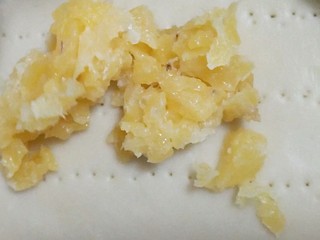 17、菠萝派,放入菠萝馅