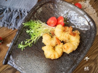 13、千丝万缕虾,成品。可搭配各种蘸酱。