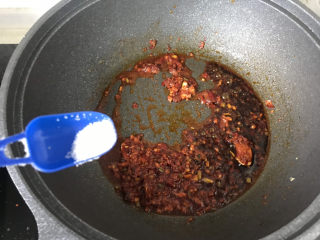 17、鸭血豆腐,再加点儿白糖；