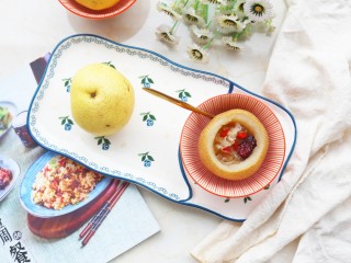 15、冰糖银耳雪梨羹,来喝呀。