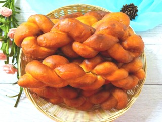 22、蜂蜜大麻花,成品图1