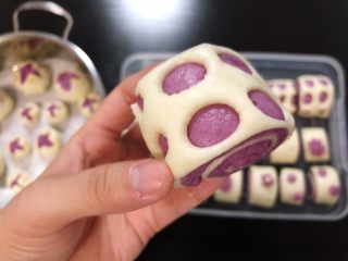 17、营养早餐-双色紫薯馒头,细节,还是好看也松软