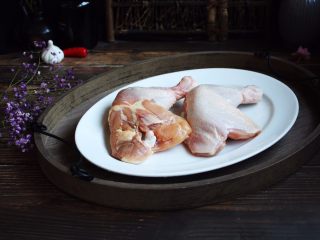 1、十味 脆皮香蒜烤鸡排,鸡腿2只。