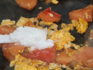 17、番茄鸡蛋通心粉,一大勺糖