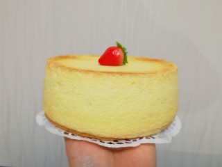 22、原味戚风蛋糕(6寸),一个6寸小可爱，我和闺女一顿刚好吃完。