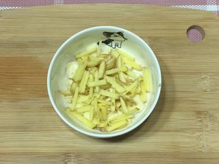 6、香辣虾,姜切丝