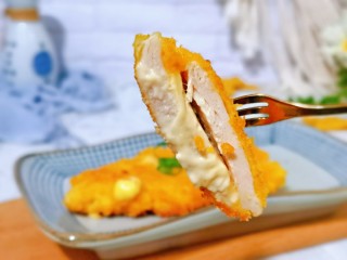 15、芝士鸡排,一口一块，无比满足。