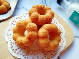 17、椰香小蛋糕,近图看看。